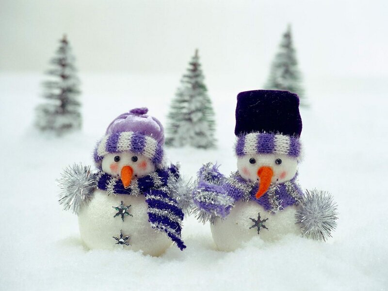 Two Snowmen in Snow — White