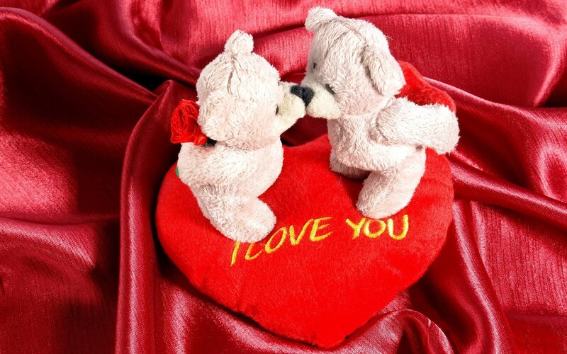 Two Teddy Bears Kissing