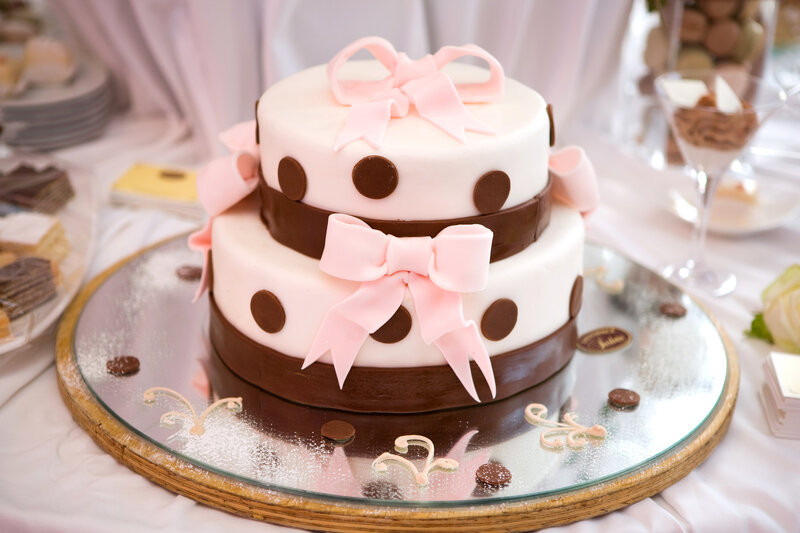 Two-tiered Cake with Bows