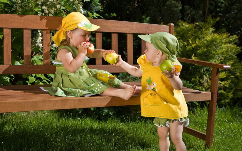 Two Toddlers on Bench — Green