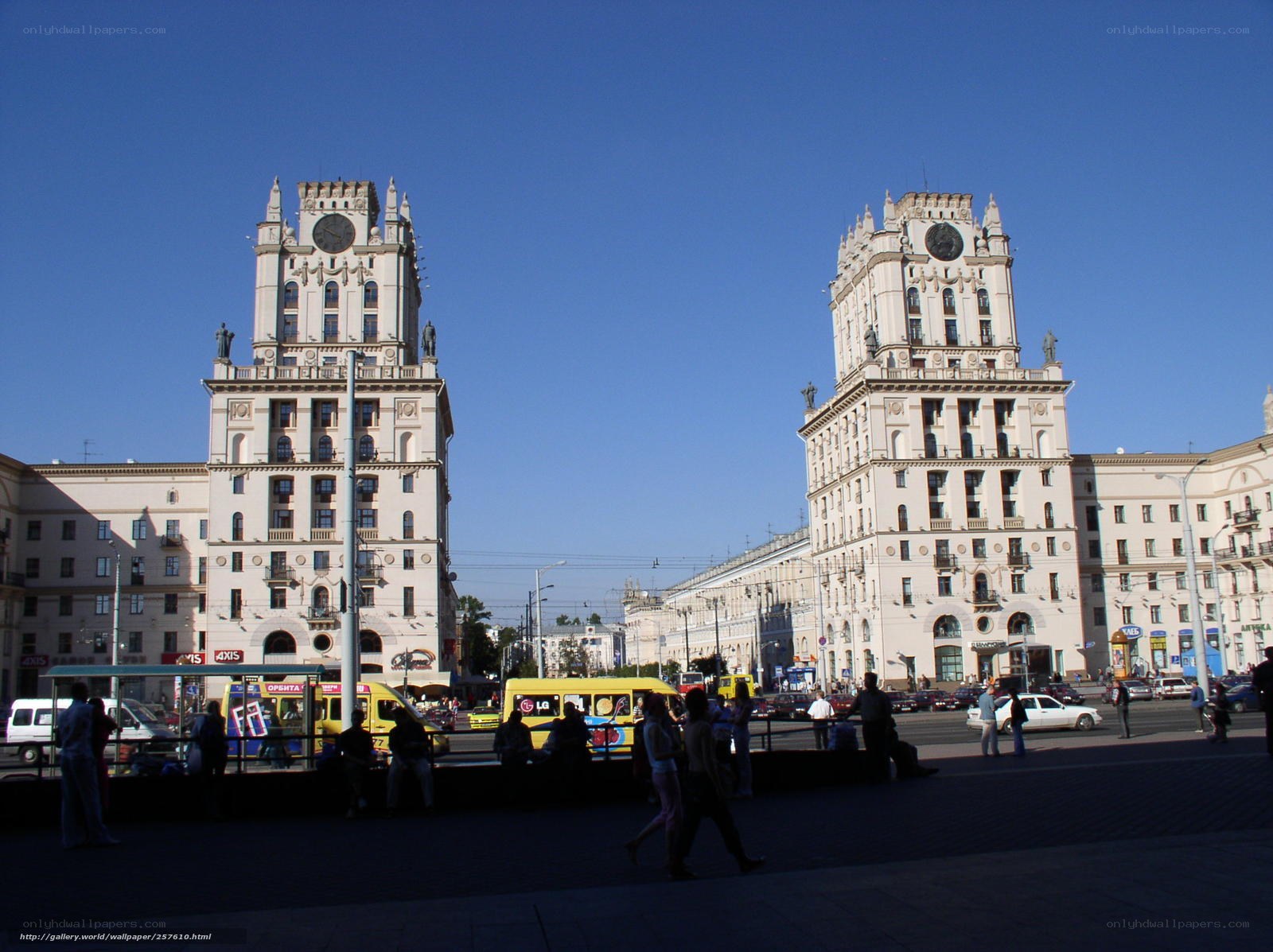 Two towers in a city square