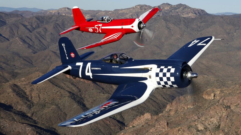 Two Vintage Airplanes — Blue, Dynamic