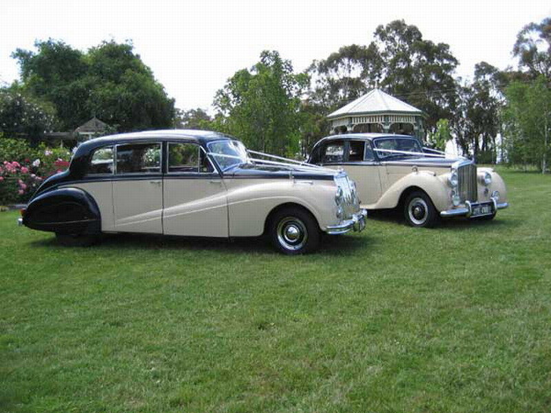 Two Vintage Cars — Green