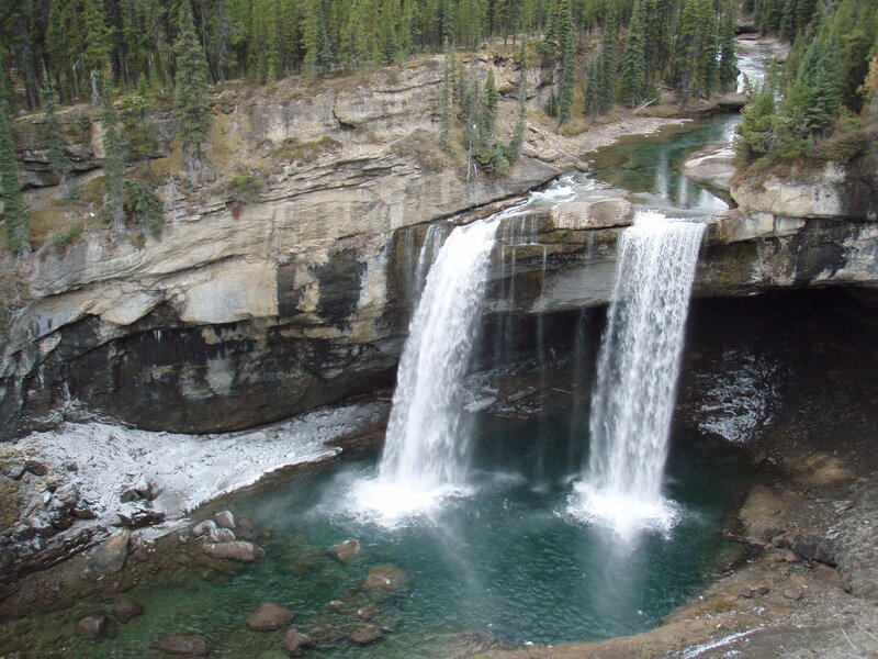 Two Waterfalls in Canyon — Green, Serene, Autumn