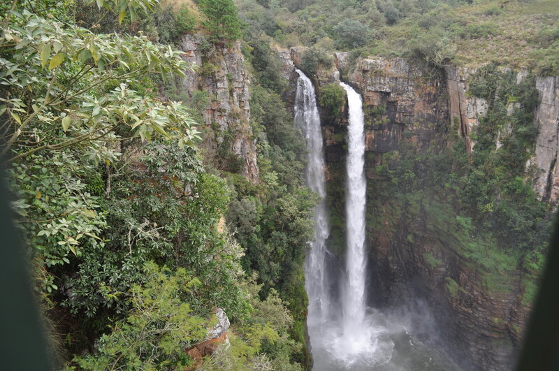Two Waterfalls in Canyon — Green
