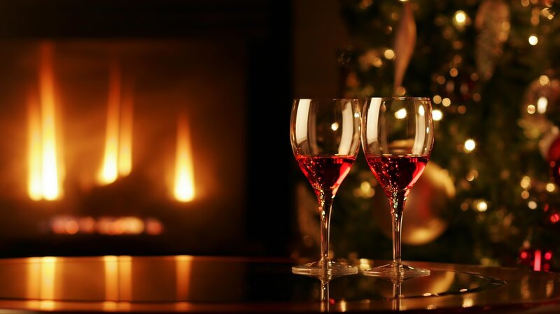 Two Wine Glasses — Cozy