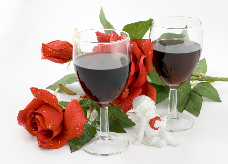 Two Wine Glasses with Roses — Red