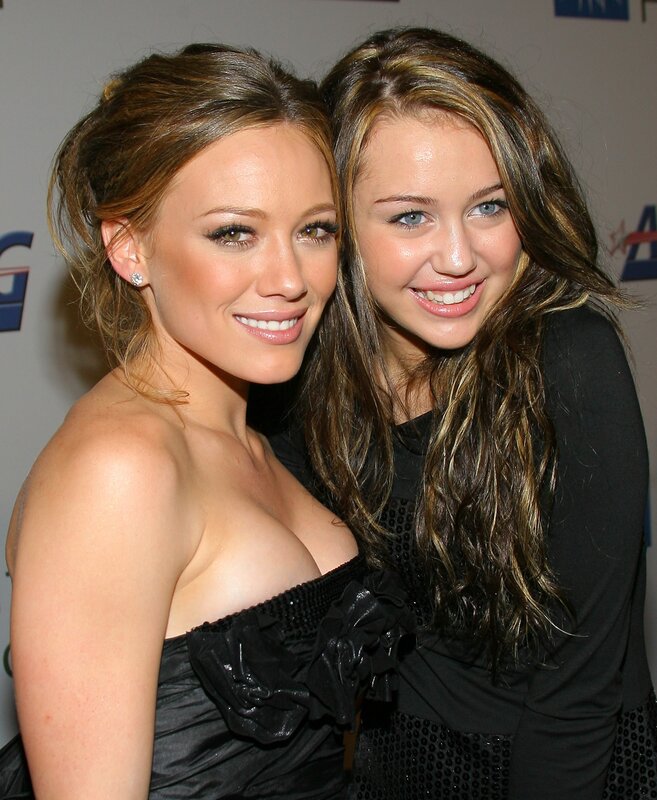 Two women at a red carpet event