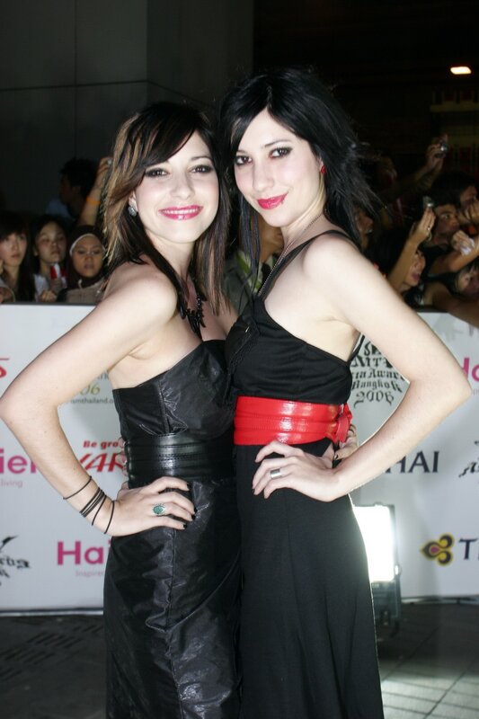 Two women at a red carpet event