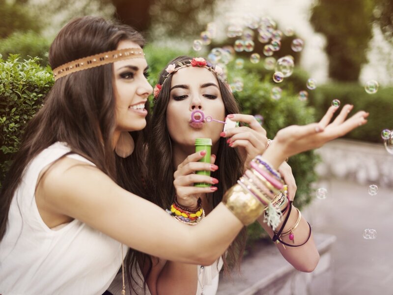 Two Women Blowing Bubbles — Green