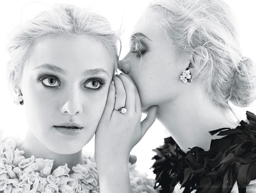 Two women in a whisper