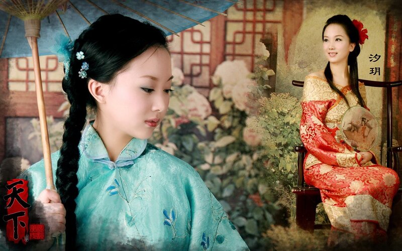 Two women in traditional Chinese attire