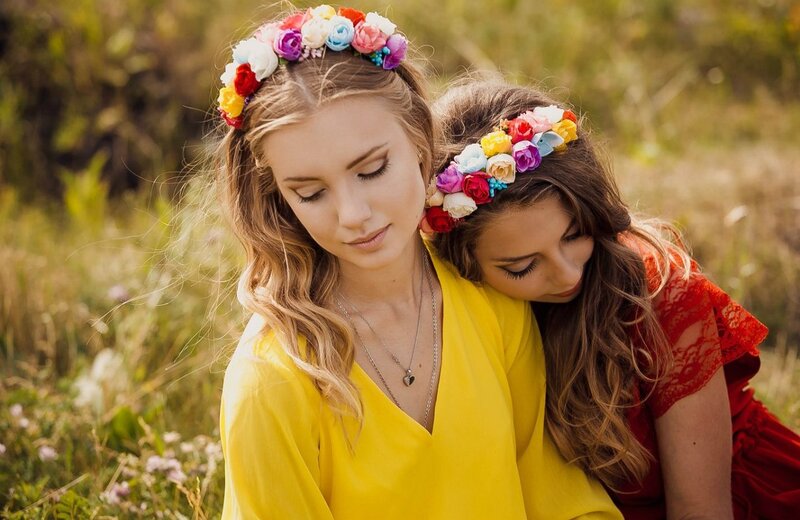 Two Women with Flower Crowns — Yellow