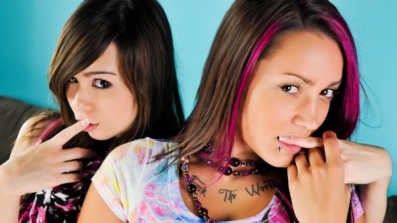 two women with pink hair
