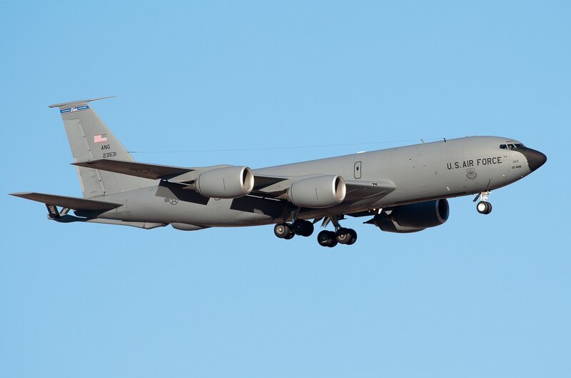 U.S. Air Force Aircraft — Gray, Calm