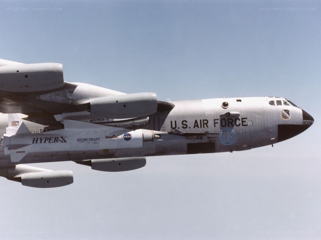 U.S. Air Force aircraft with Hyper-X