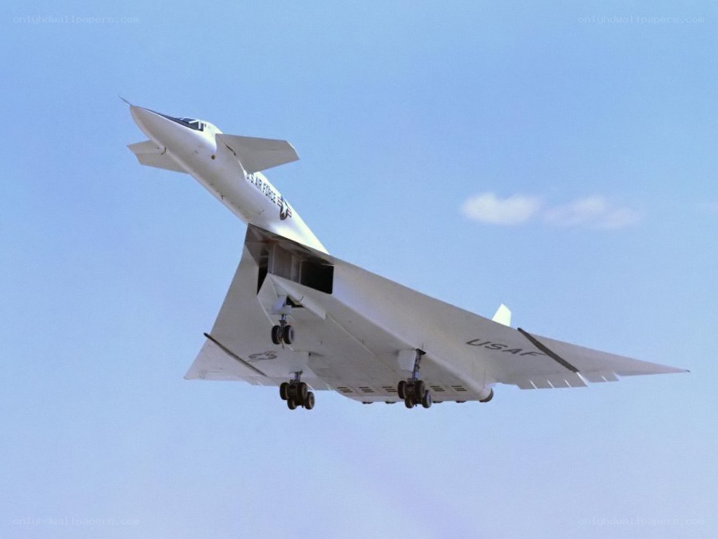 U.S. Air Force bomber in flight