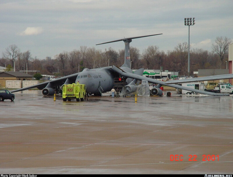 U.S. Air Force C-141 Starlifter on tarmac
