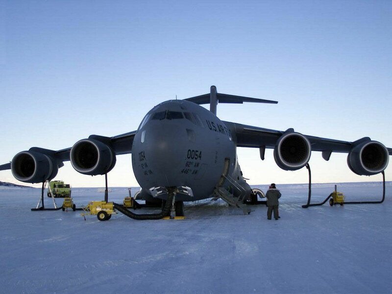 U.S. Air Force C-17 in Antarctica