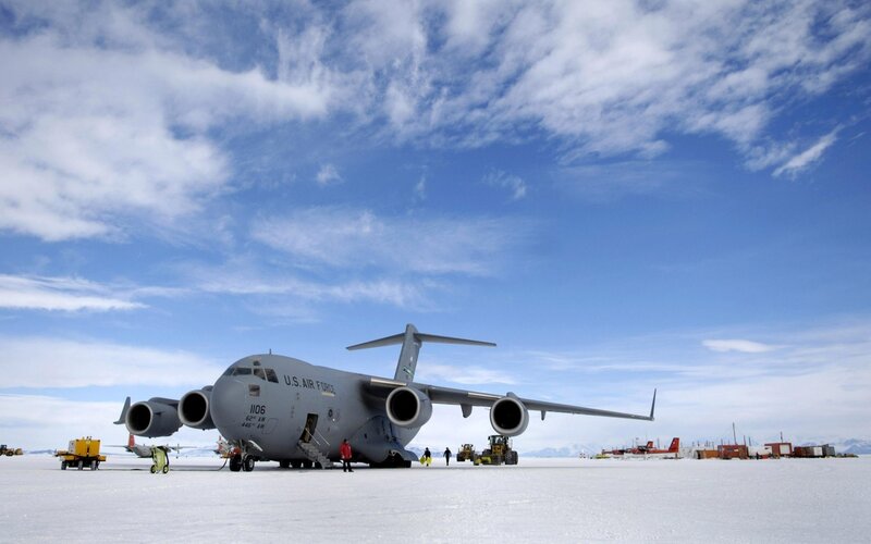 U.S. Air Force C-17 in Antarctica
