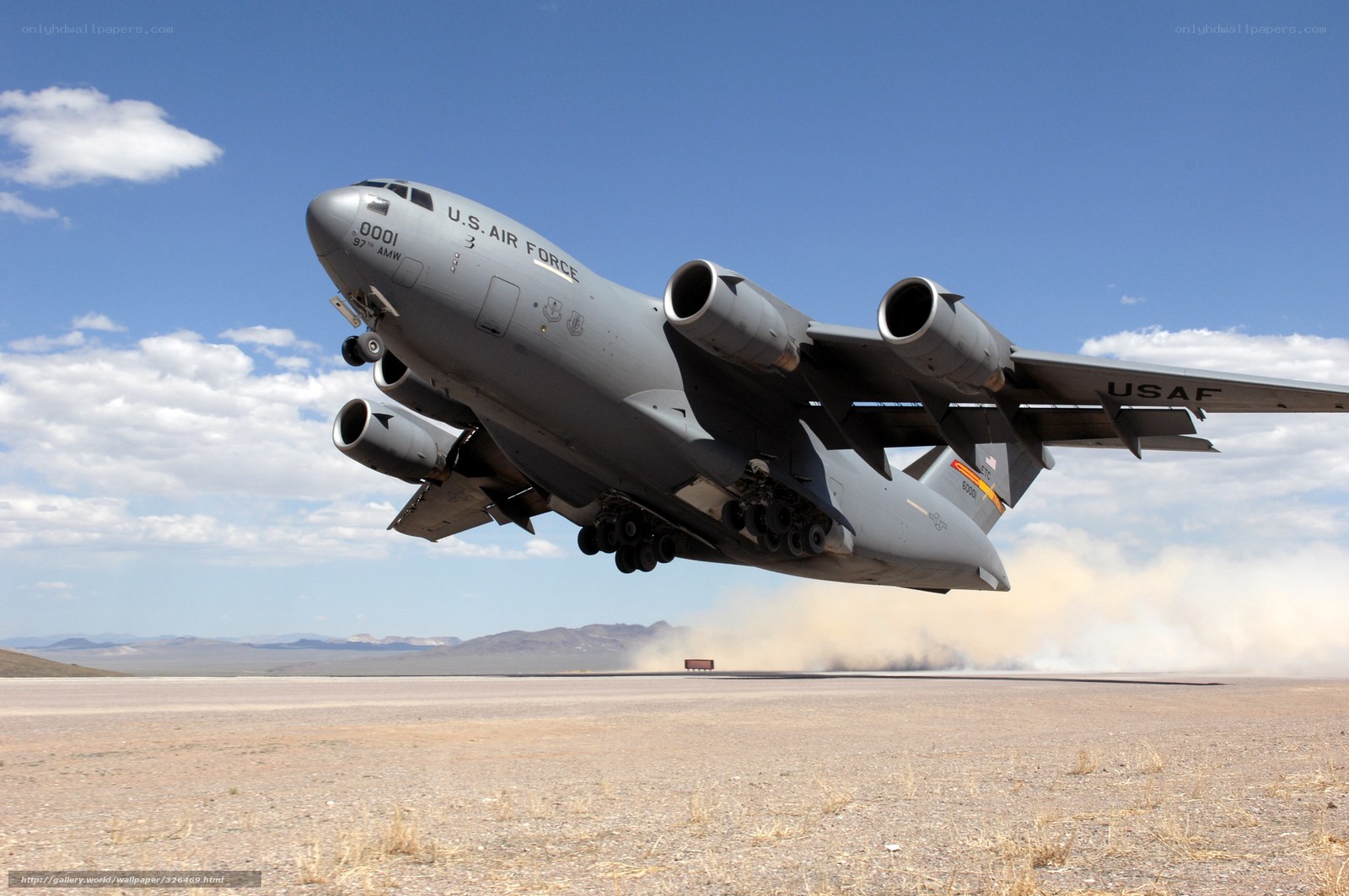U.S. Air Force C-17 taking off