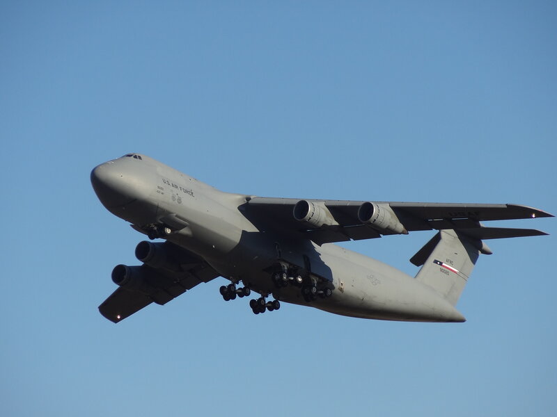 U.S. Air Force Cargo Plane — Gray, Calm