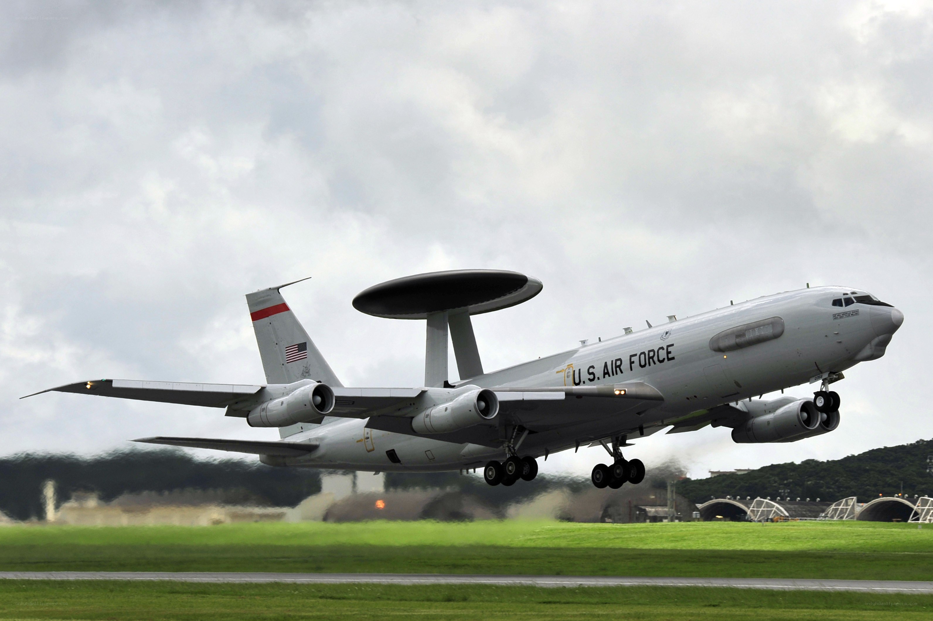 U.S. Air Force E-3 Sentry taking off