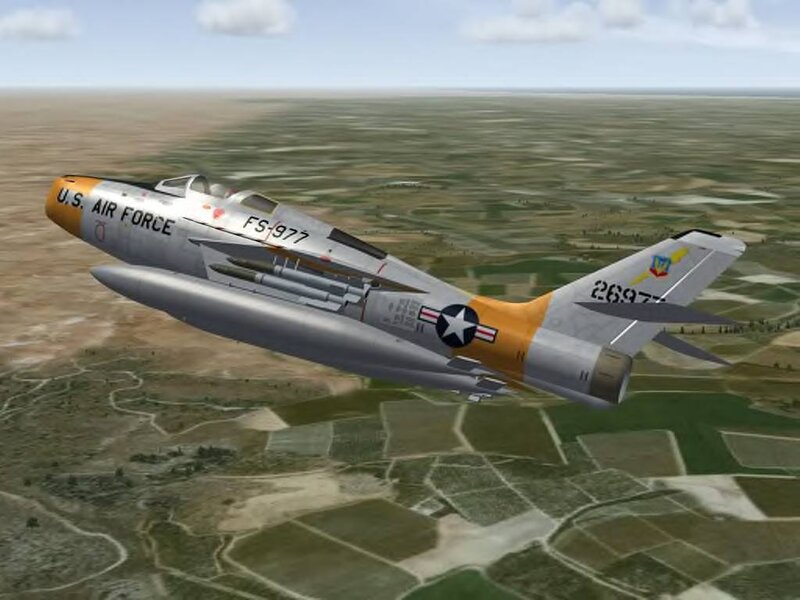 U.S. Air Force Jet — Gray, Neutral, Afternoon
