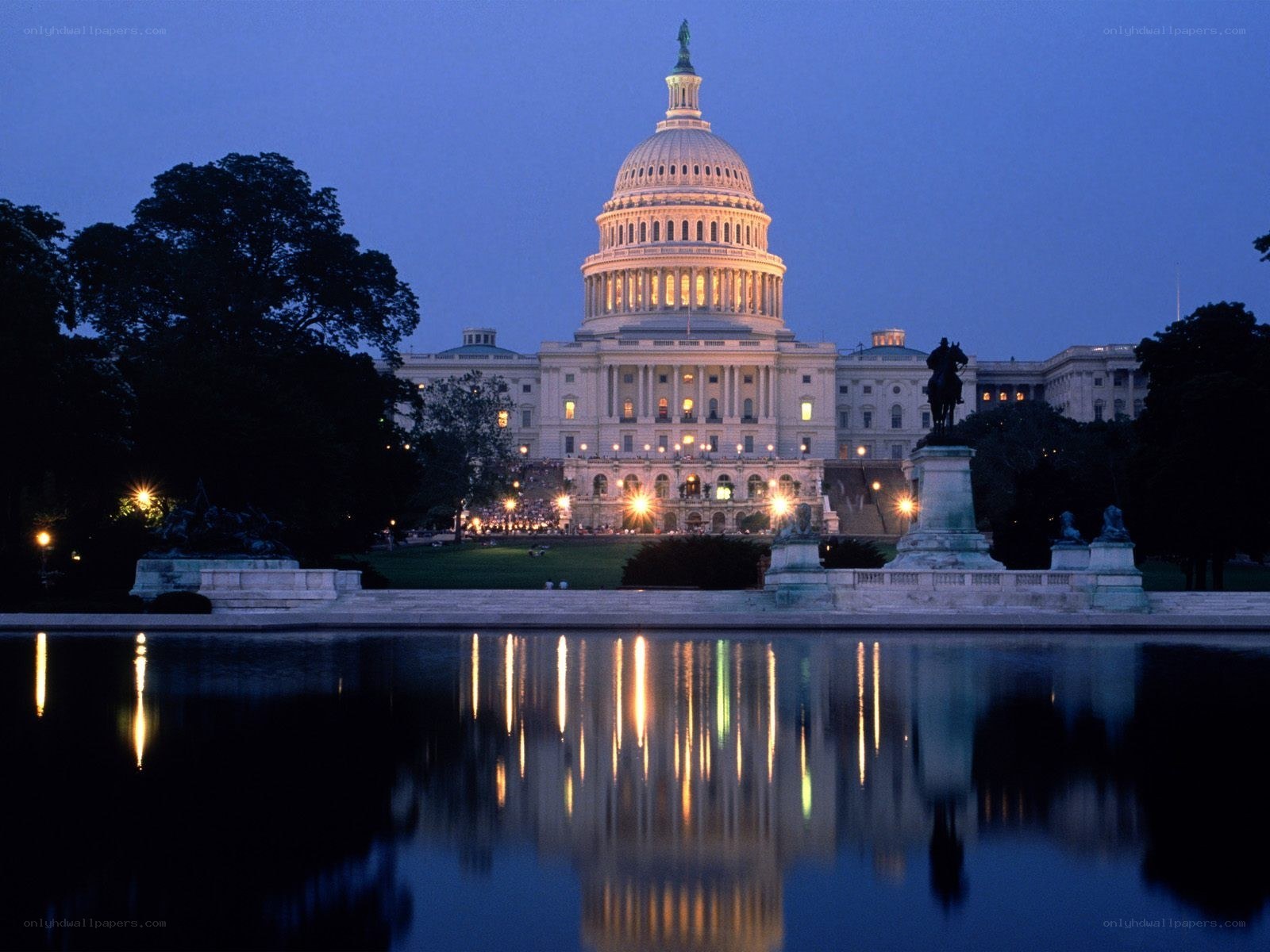 U.S. Capitol at dusk