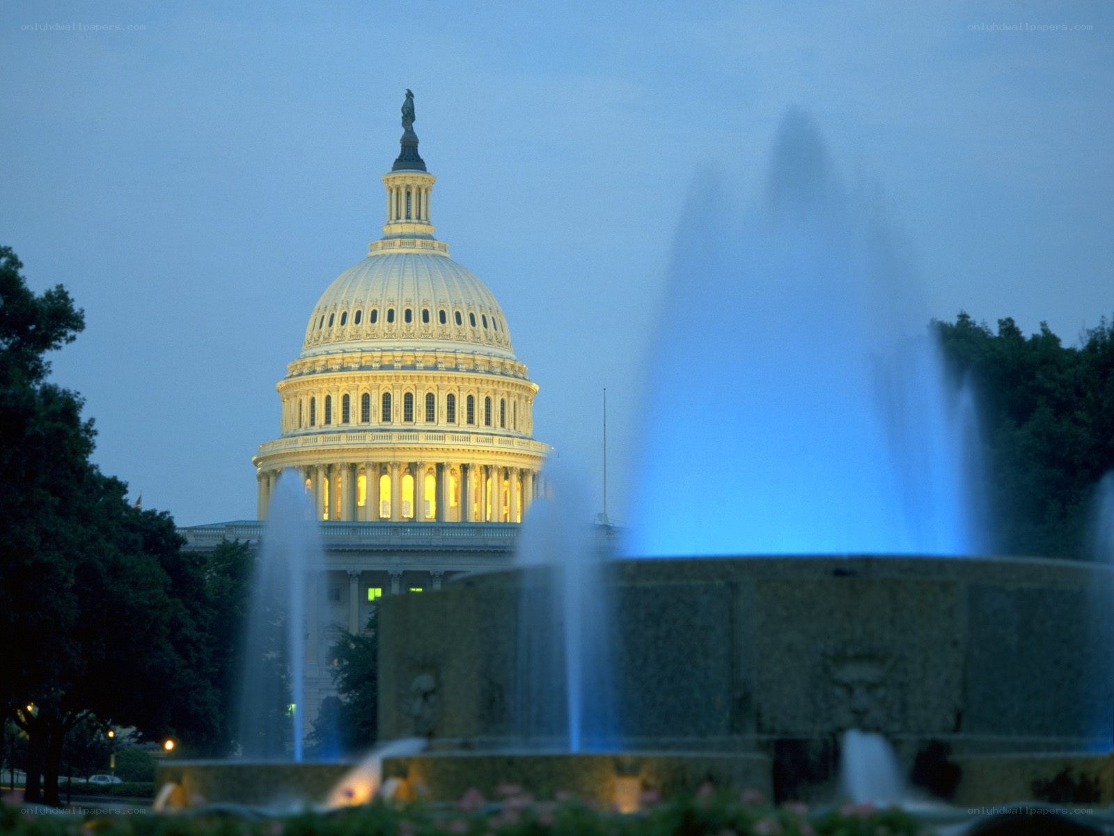 U.S. Capitol at dusk