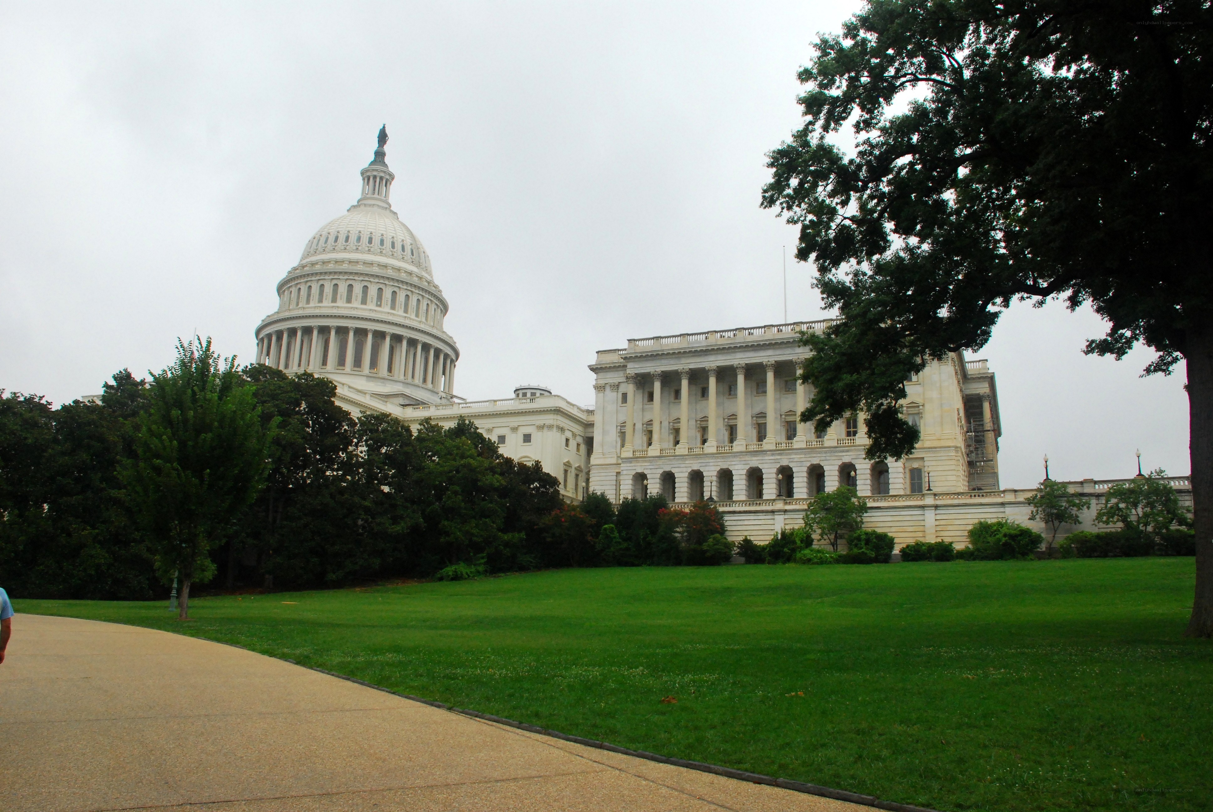 U.S. Capitol Building on a cloudy day