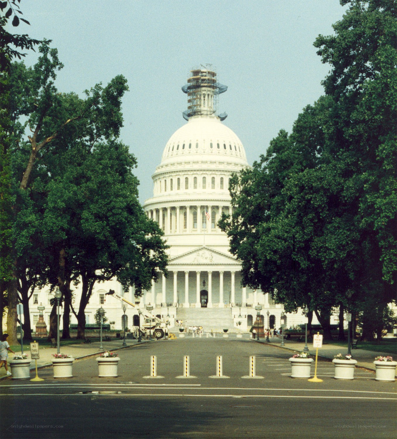 U.S. Capitol Building with scaffolding