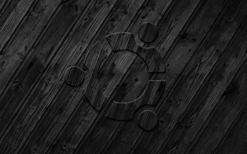 Ubuntu logo on wood texture
