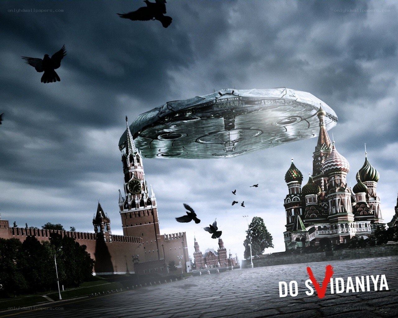 UFO over Moscow landmarks