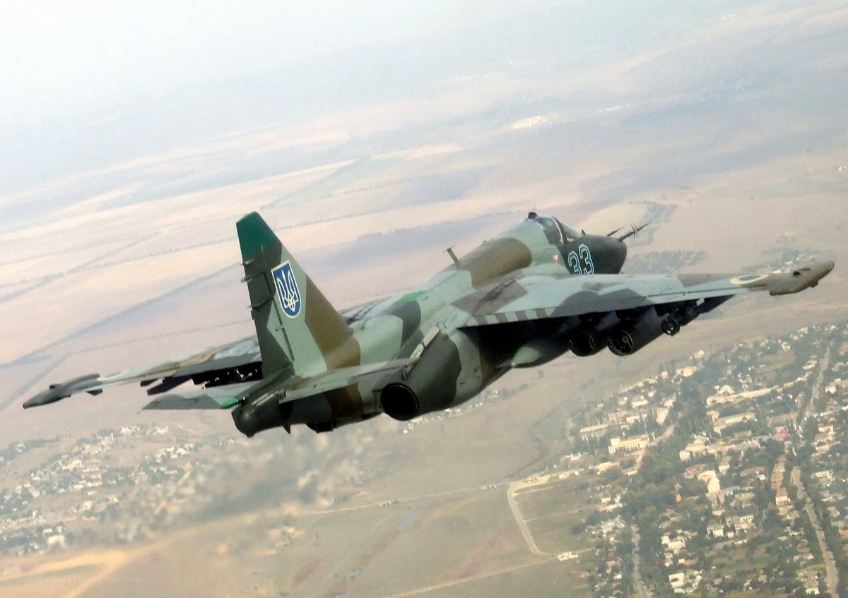 Ukrainian fighter jet in flight