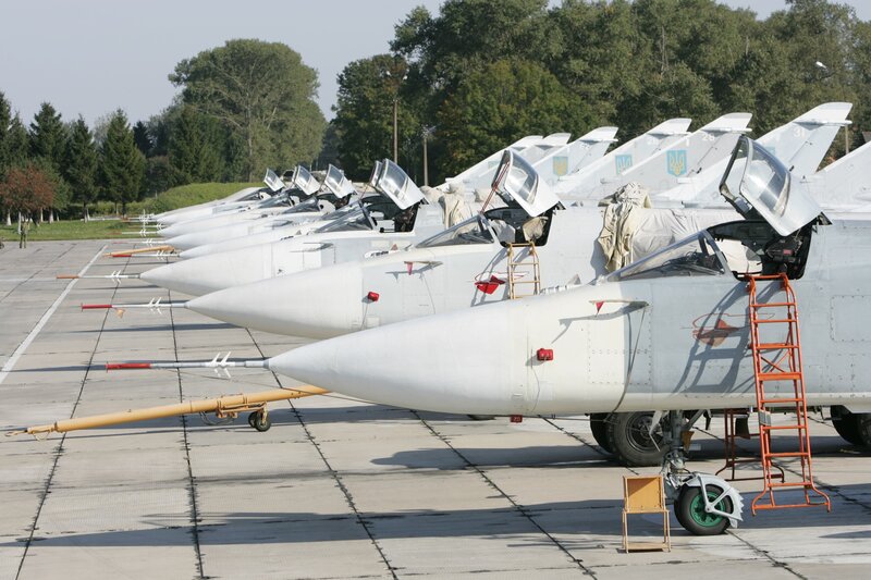 Ukrainian fighter jets on tarmac