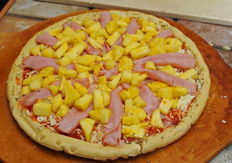 uncooked ham and pineapple pizza