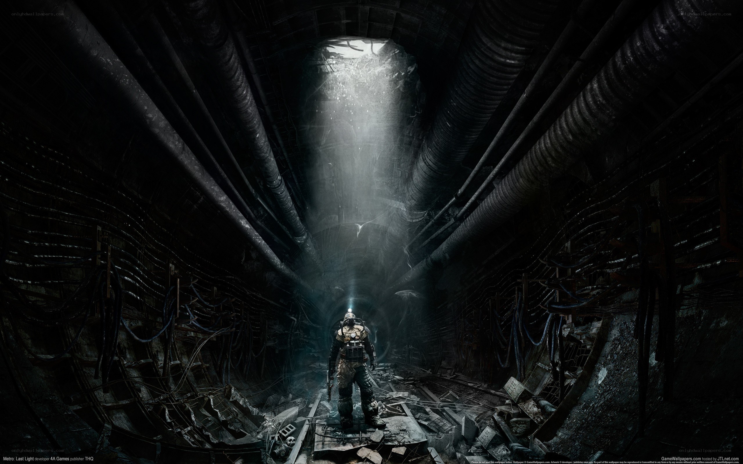 Underground tunnel with soldier