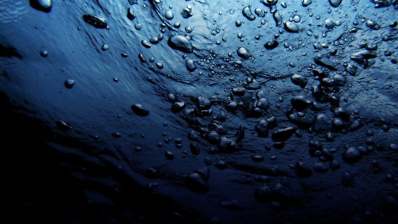 underwater bubbles and ripples
