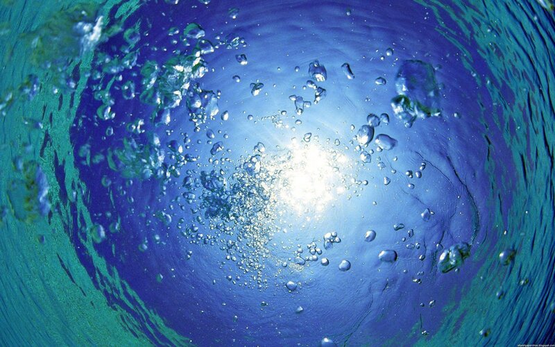 Underwater bubbles and sunlight