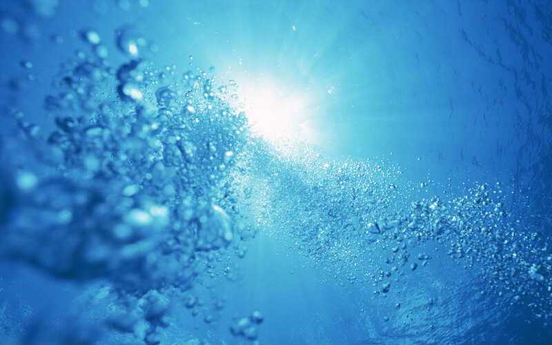 Underwater bubbles and sunlight
