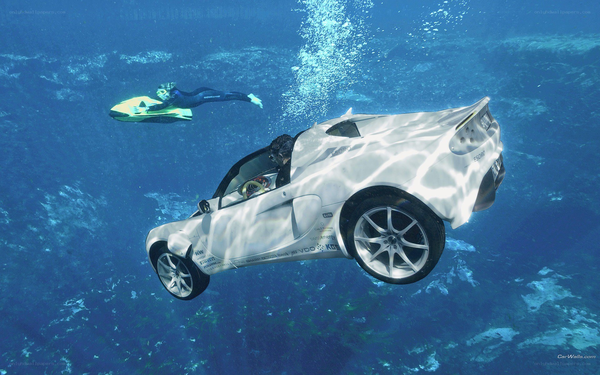 Underwater car and diver