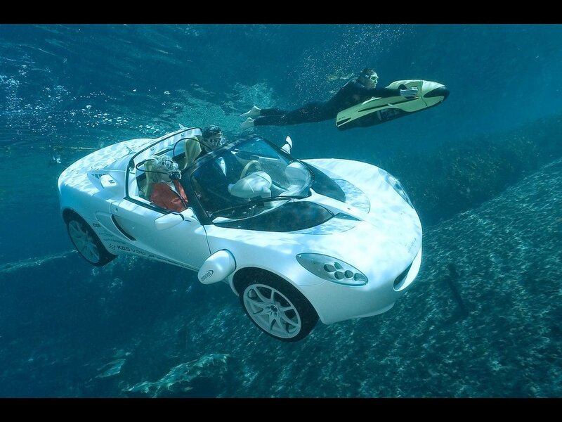 Underwater Car and Diver — Blue