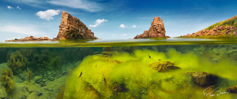 Underwater Rock Formations — Blue, Serene