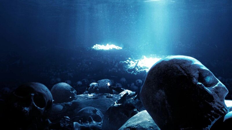 Underwater Skulls — Blue