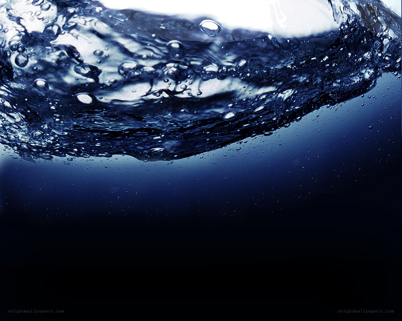 underwater water splash