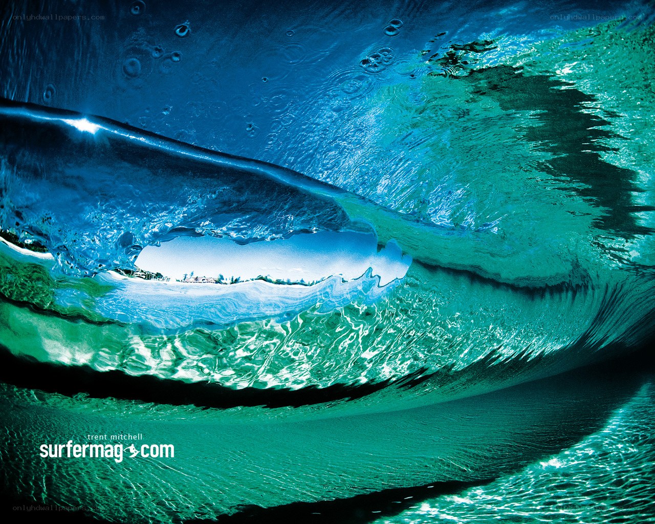 underwater wave tunnel