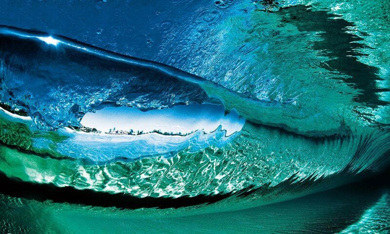 underwater wave tunnel view