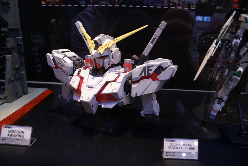Unicorn Gundam model display