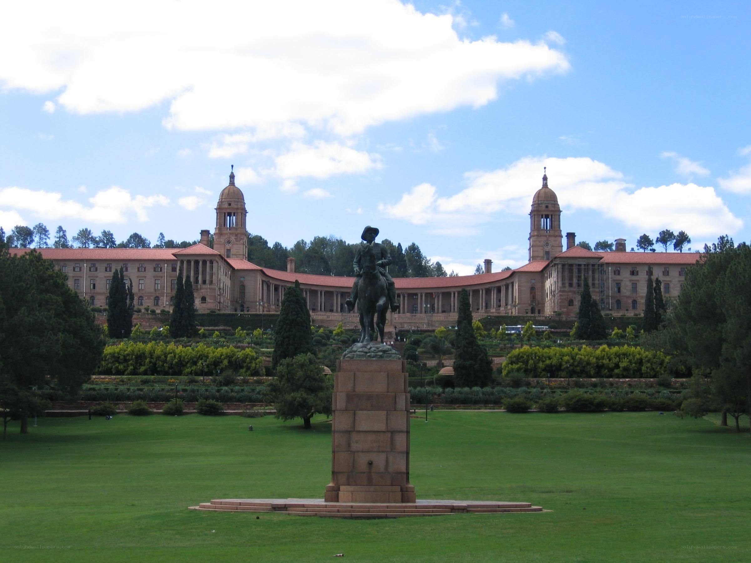 Union Buildings with statue